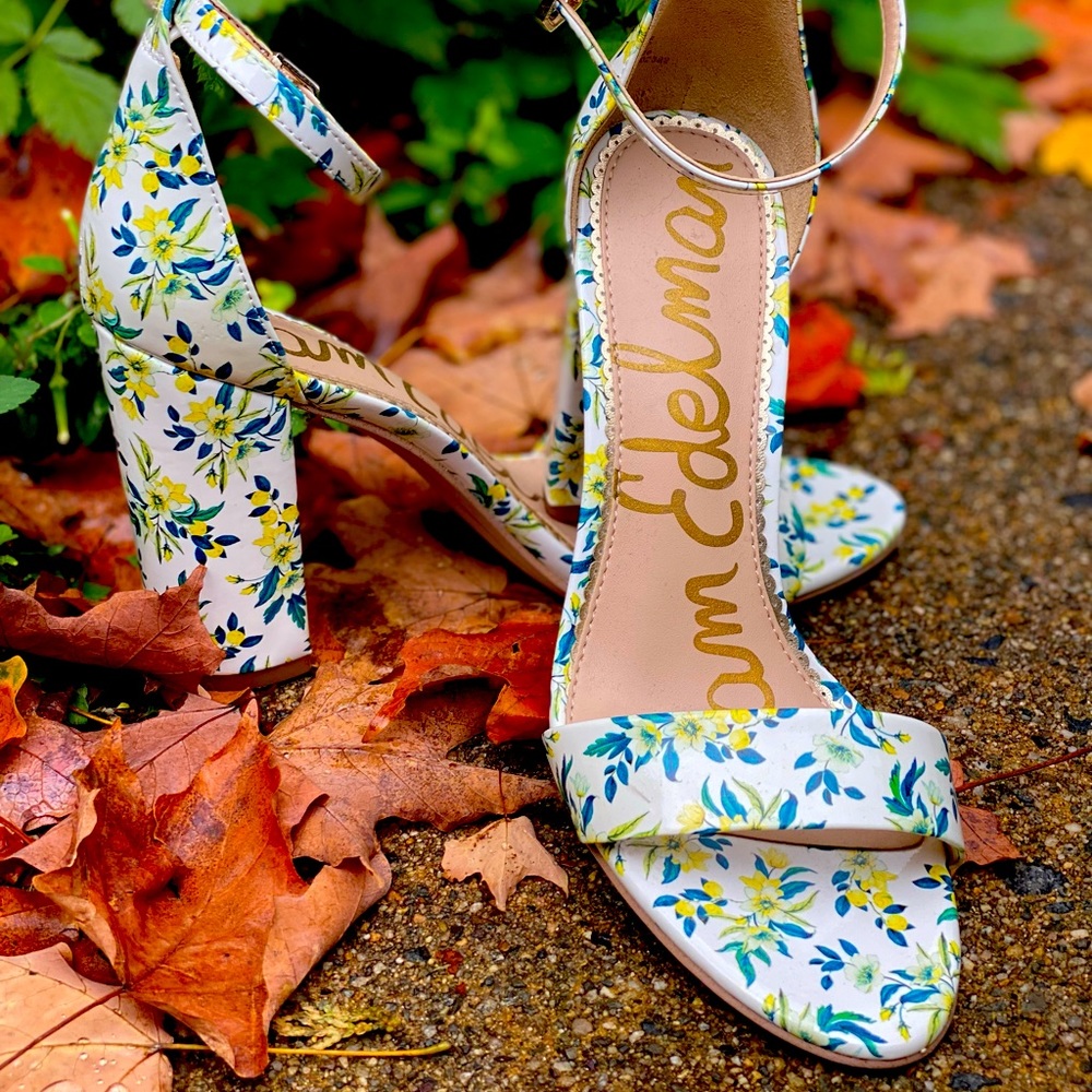 Sam Edelman Yaro White Floral Strap Heels